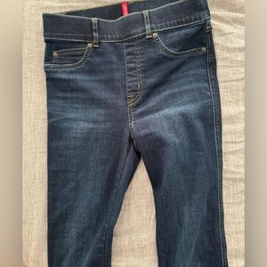 Like new: Spanx XS Flare Jeans in Midnight Indigo